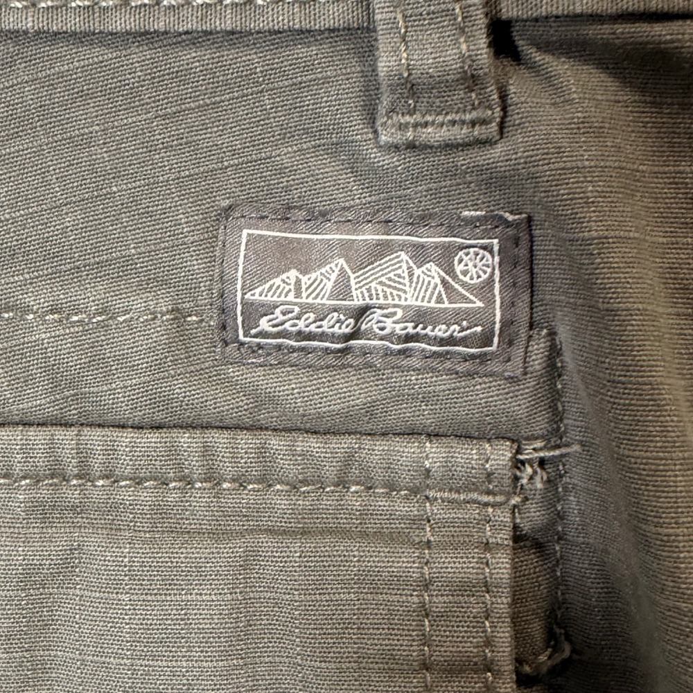 Eddie Bauer Hiking Ripstop Utility Short 5" Outdoor (12) Olive Cotton Stretch - Picture 11 of 12
